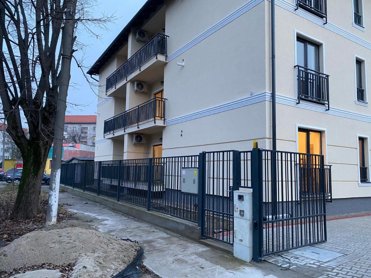 Glam Apartments Lipatti Near Iulius Mall And City Center 티미쇼아라 외부 사진