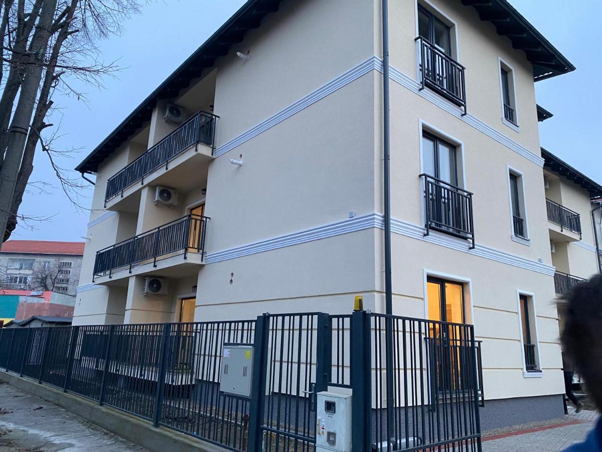 Glam Apartments Lipatti Near Iulius Mall And City Center 티미쇼아라 외부 사진