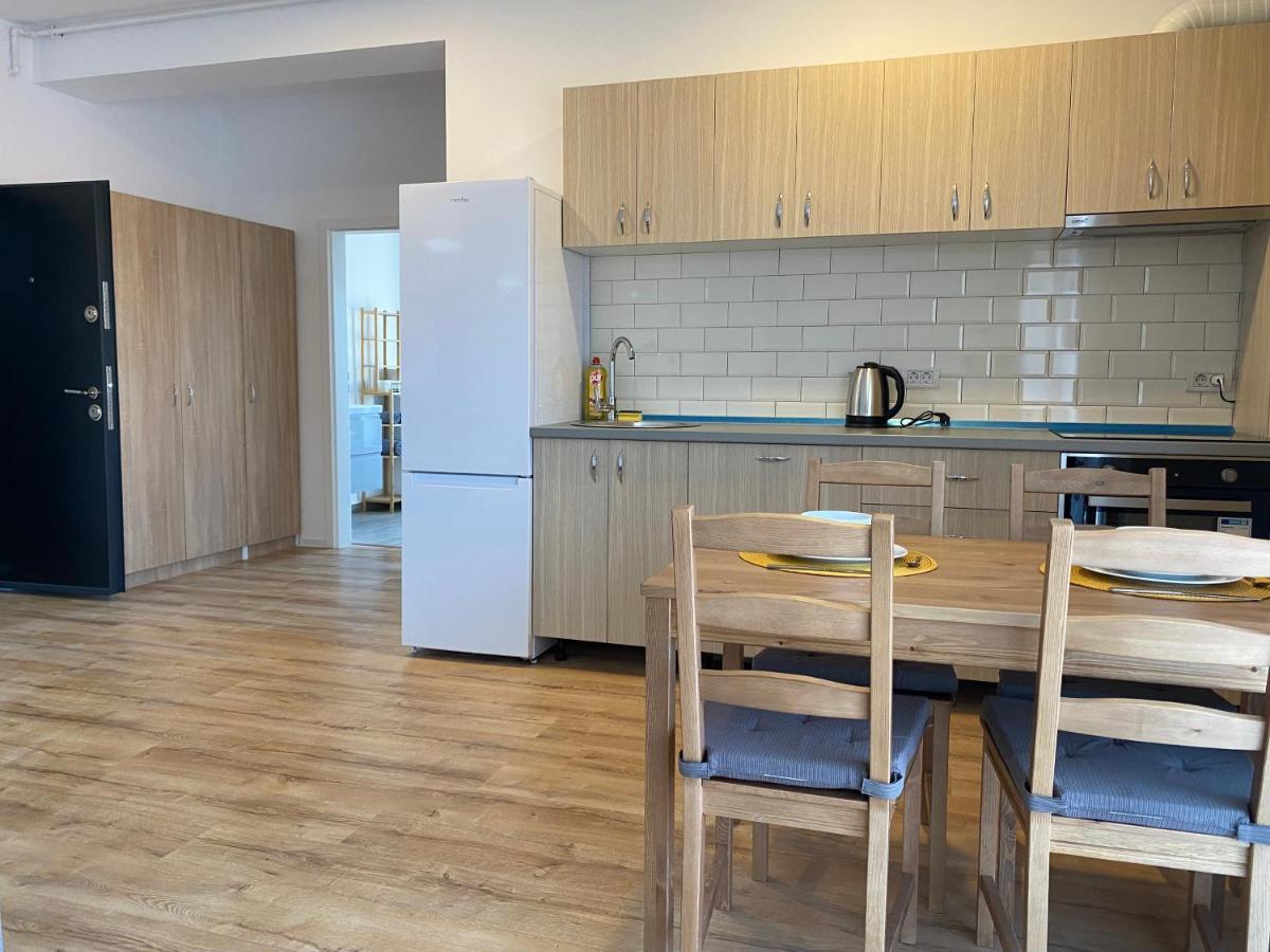 Glam Apartments Lipatti Near Iulius Mall And City Center 티미쇼아라 외부 사진