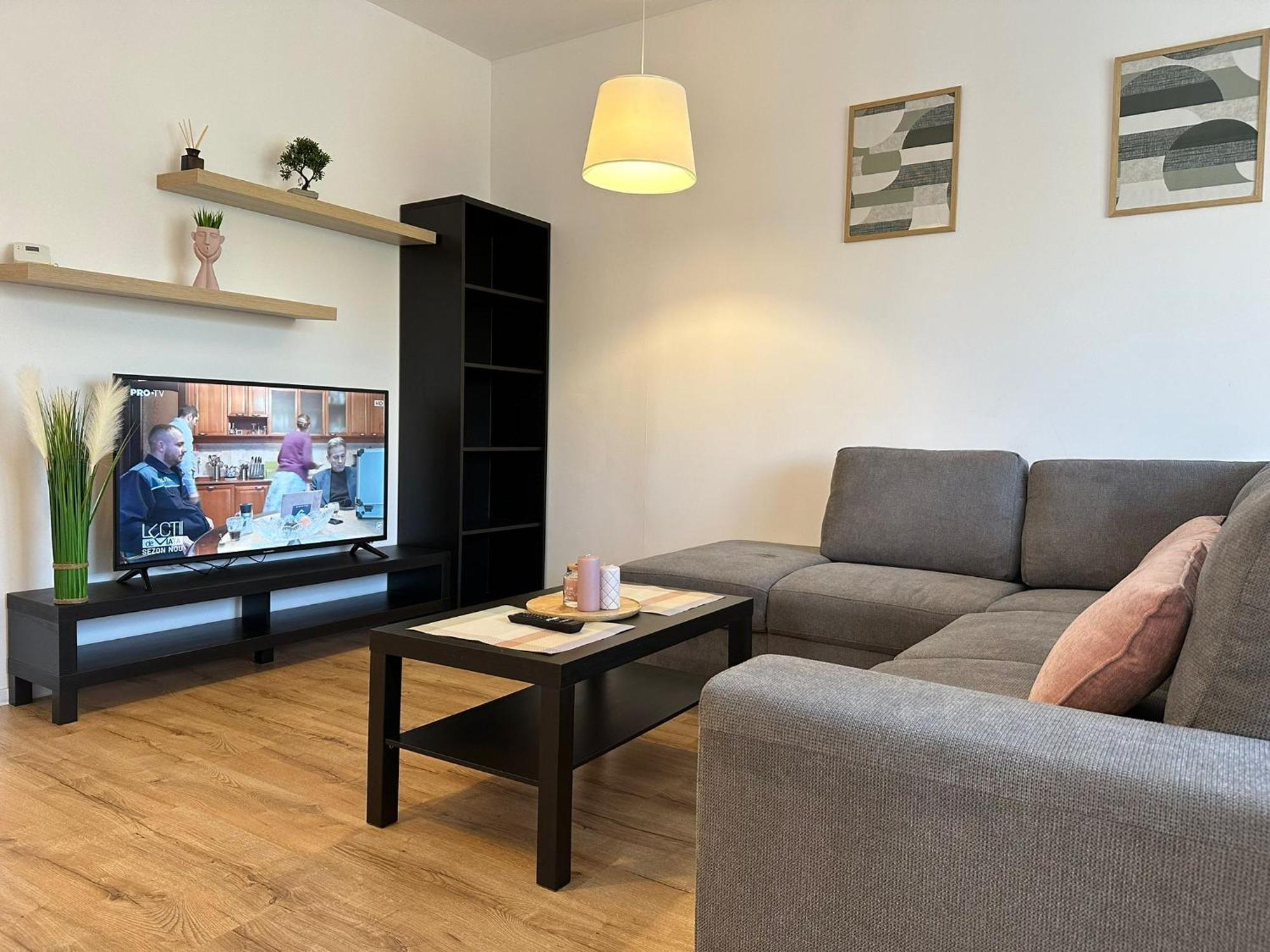 Glam Apartments Lipatti Near Iulius Mall And City Center 티미쇼아라 외부 사진