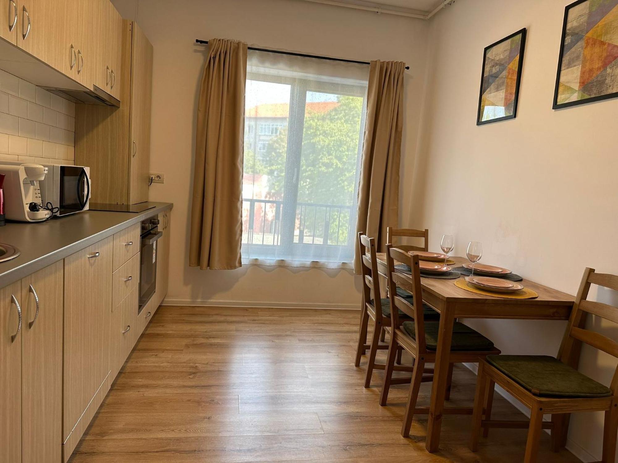 Glam Apartments Lipatti Near Iulius Mall And City Center 티미쇼아라 외부 사진