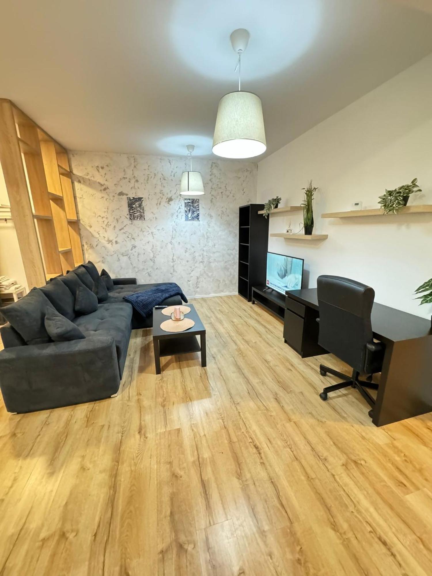 Glam Apartments Lipatti Near Iulius Mall And City Center 티미쇼아라 외부 사진