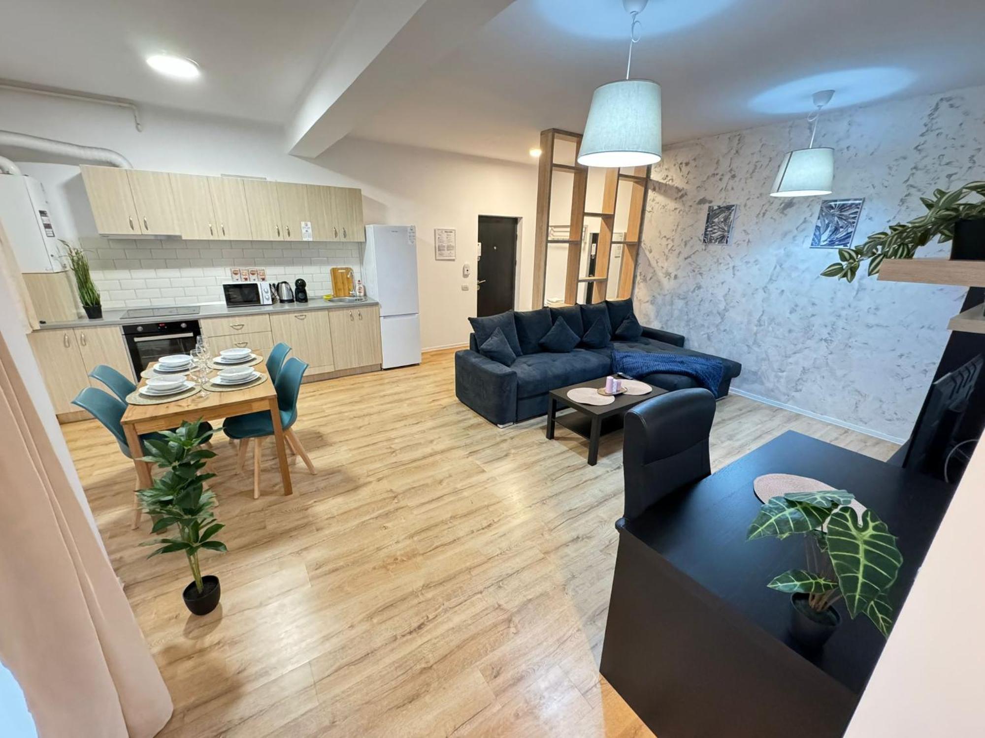 Glam Apartments Lipatti Near Iulius Mall And City Center 티미쇼아라 외부 사진