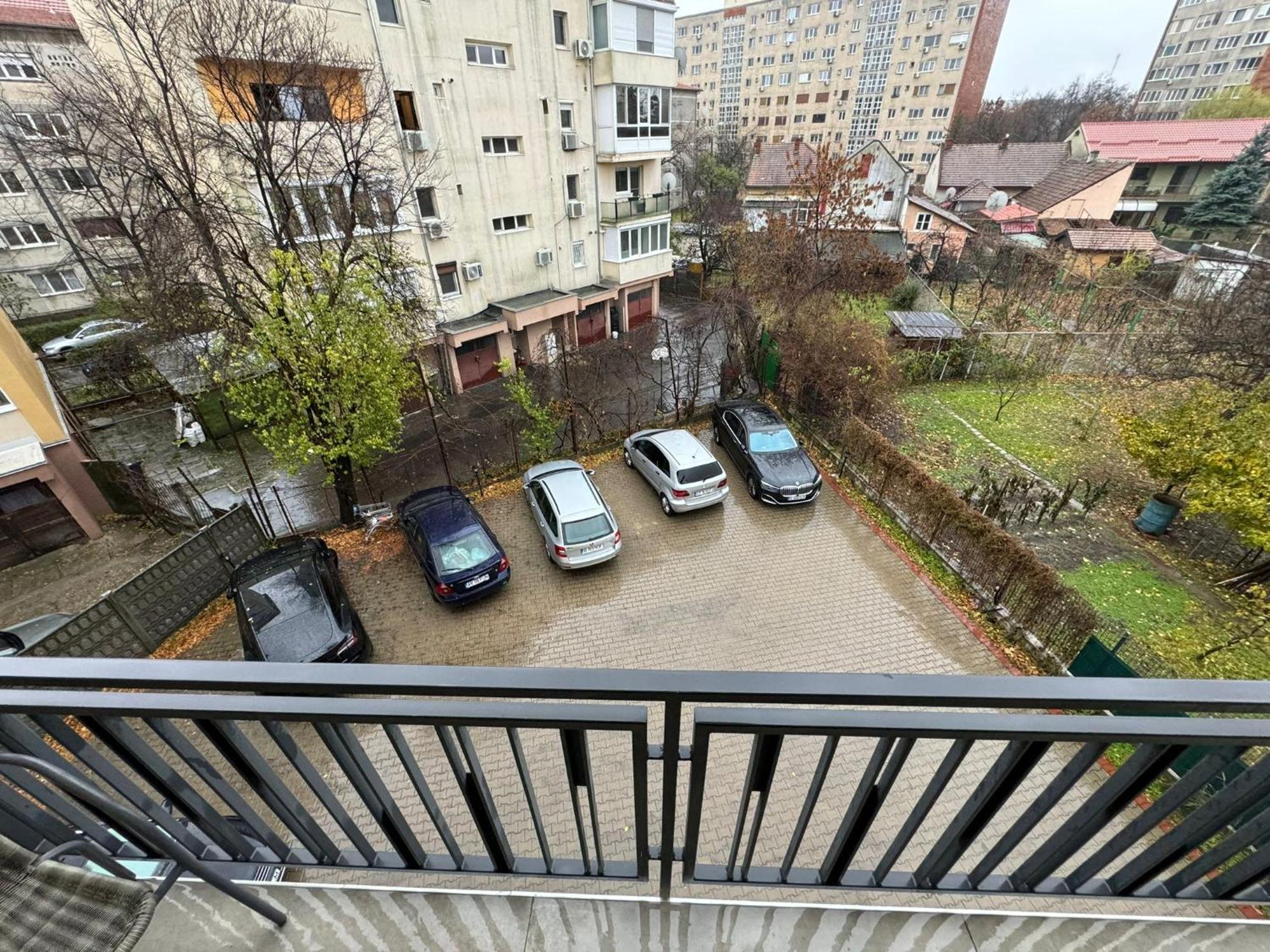 Glam Apartments Lipatti Near Iulius Mall And City Center 티미쇼아라 외부 사진