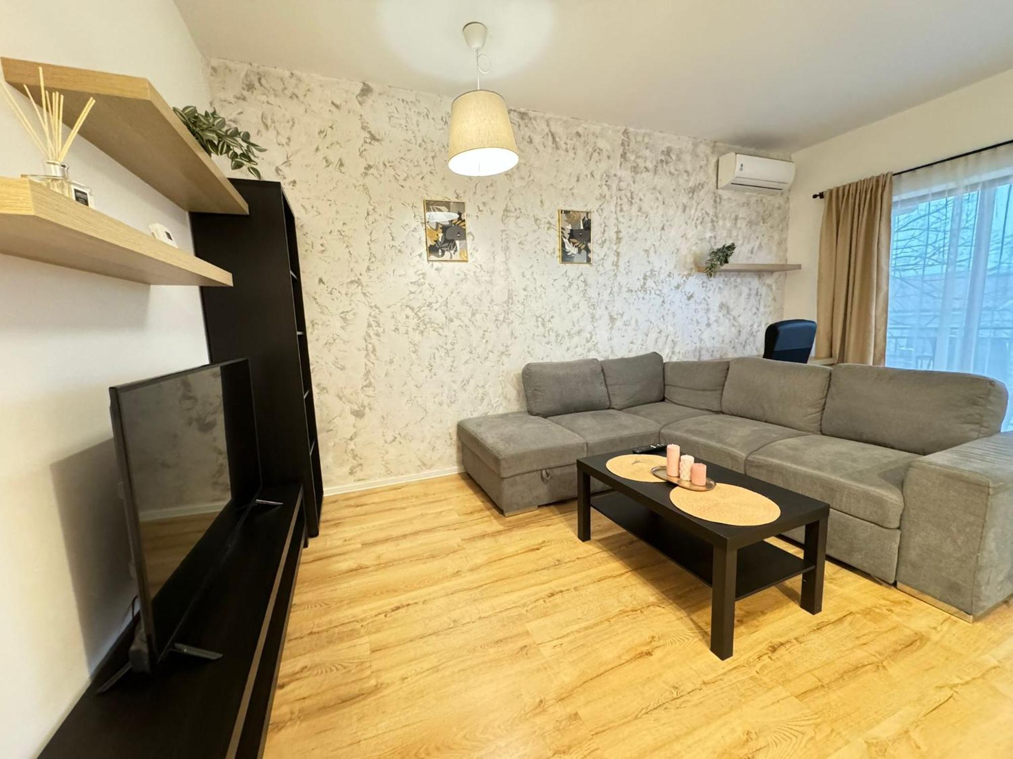 Glam Apartments Lipatti Near Iulius Mall And City Center 티미쇼아라 외부 사진
