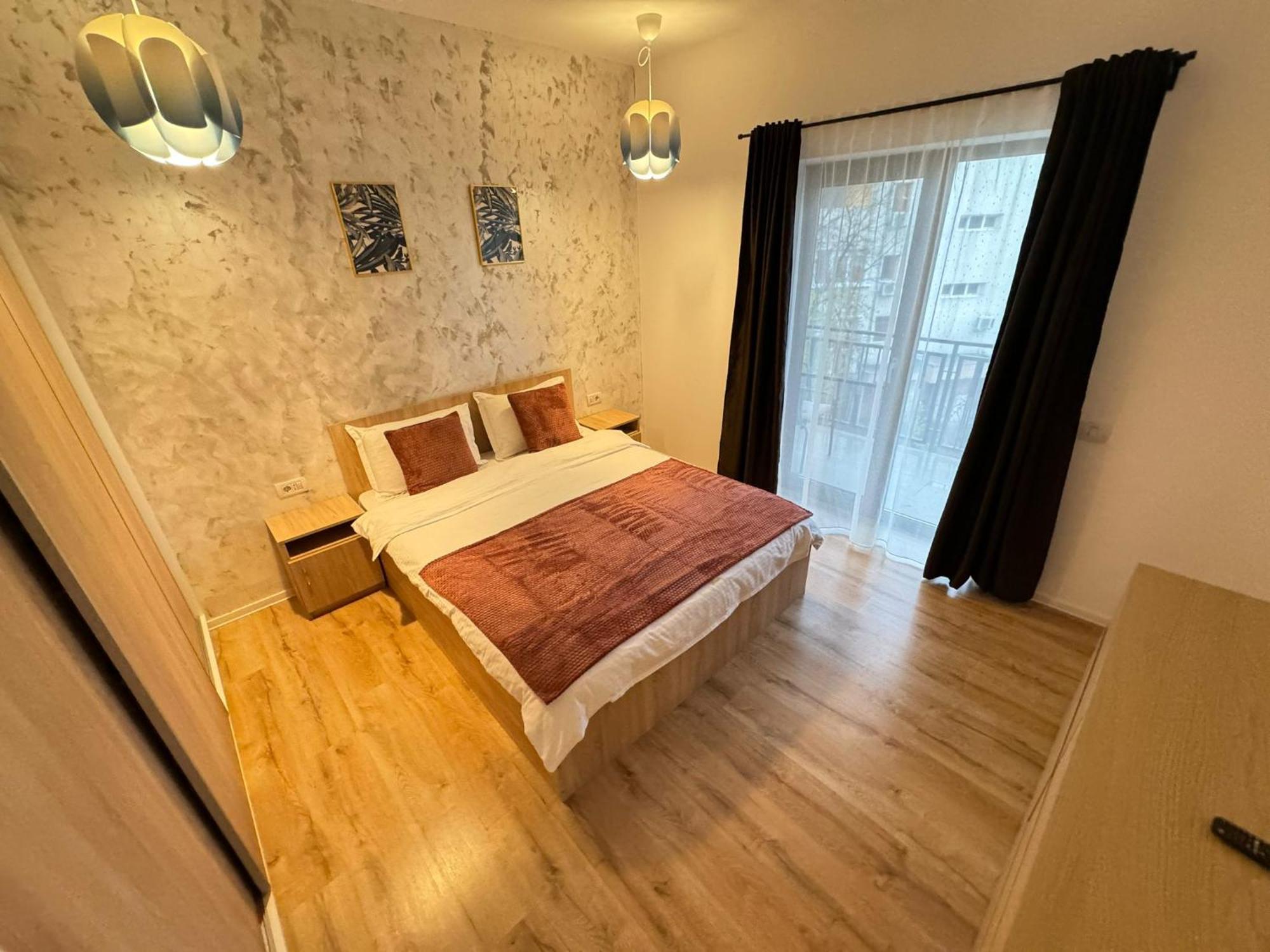 Glam Apartments Lipatti Near Iulius Mall And City Center 티미쇼아라 외부 사진